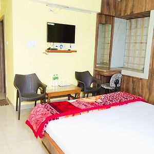Double Room Private External Bathroom